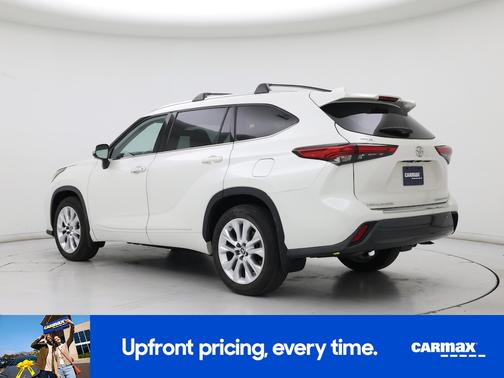 White 2021 Toyota Highlander Limited
