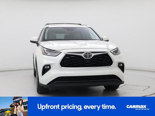 White 2021 Toyota Highlander Limited