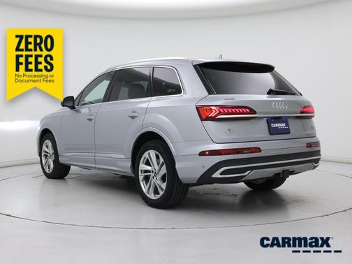 Silver 2023 Audi Q7 Premium
