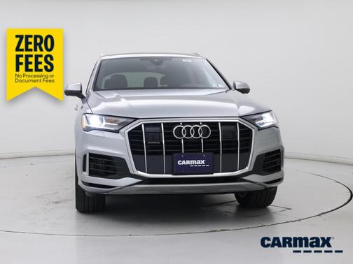 Silver 2023 Audi Q7 Premium