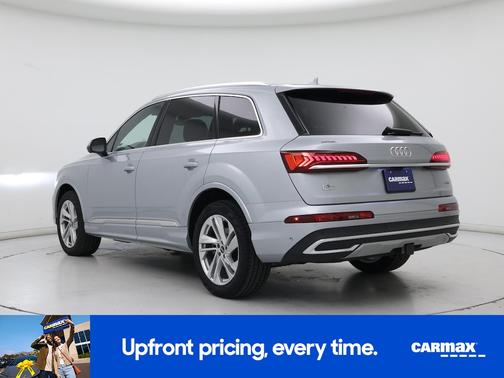Silver 2023 Audi Q7 Premium