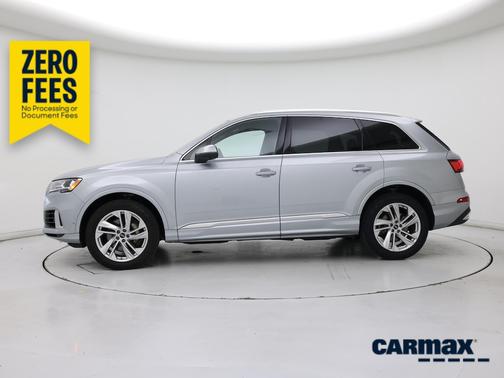 Silver 2023 Audi Q7 Premium