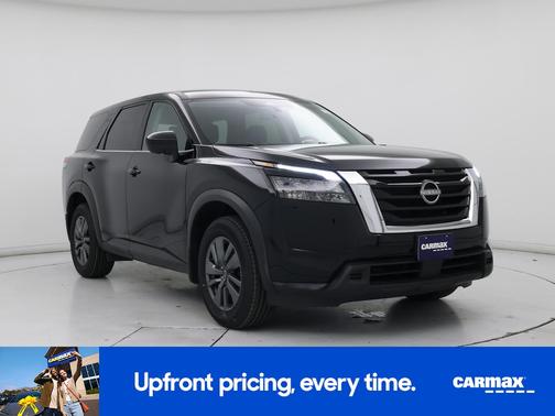 2024 Nissan Pathfinder S
