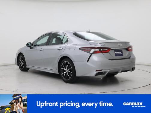 Silver 2023 Toyota Camry SE