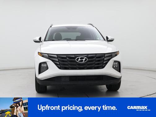 White 2023 Hyundai TUCSON SEL