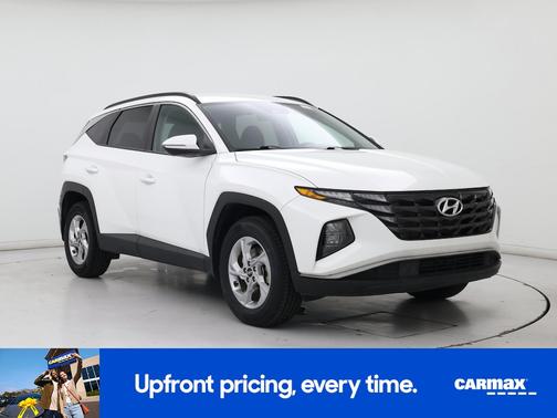 White 2023 Hyundai TUCSON SEL