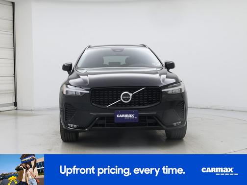 Black 2023 Volvo XC60 B5 Plus Dark Theme