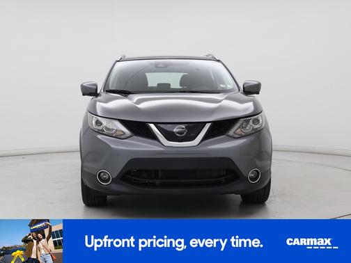 Gray 2017 Nissan Rogue Sport SL
