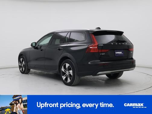 2023 Volvo V60 Cross Country B5 Plus