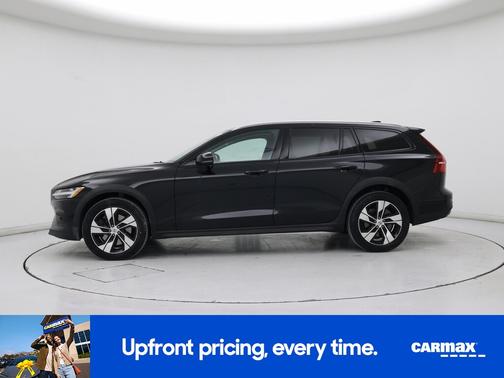 2023 Volvo V60 Cross Country B5 Plus