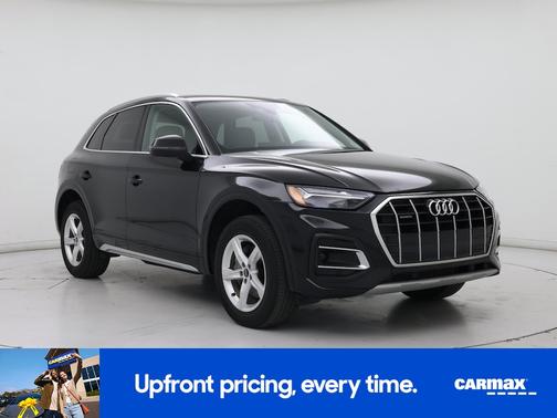 Black 2023 Audi Q5 Premium