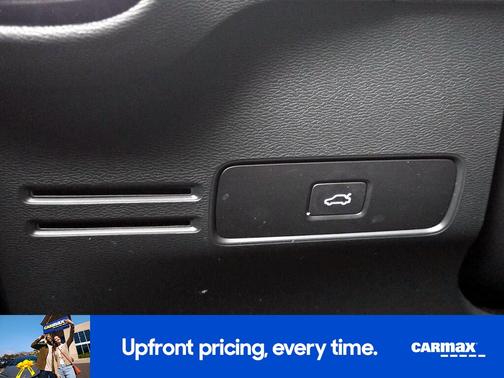 2024 Volvo XC40 B5 Plus Bright Theme