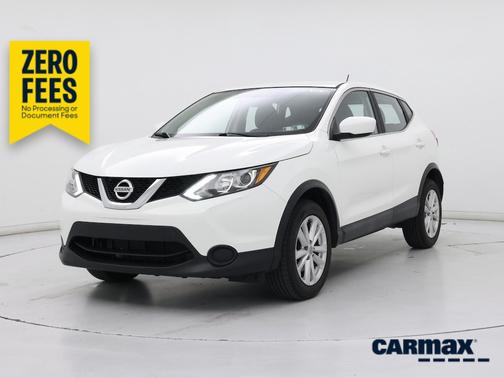 White 2017 Nissan Rogue Sport S