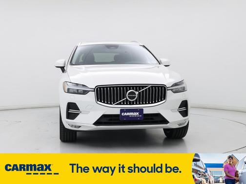 2022 Volvo XC60 B5 Inscription
