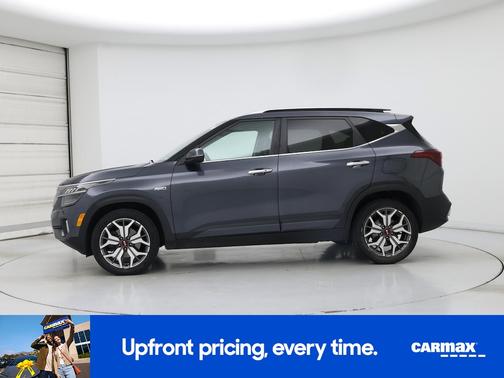 Gray 2021 Kia Seltos SX