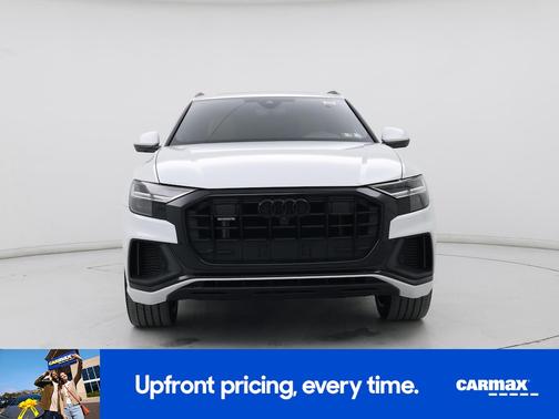 2022 Audi Q8 Premium Plus