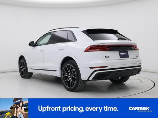 2022 Audi Q8 Premium Plus