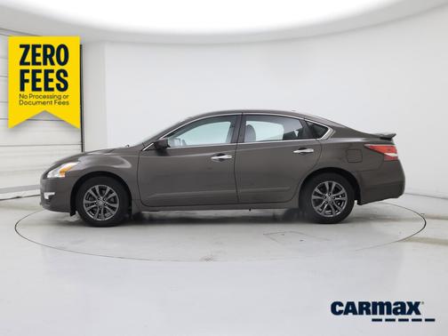 Brown 2015 Nissan Altima S