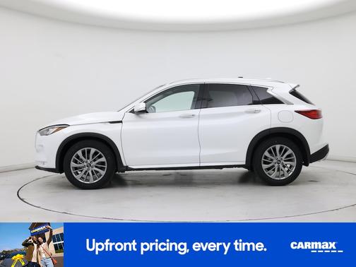 White 2023 INFINITI QX50 Luxe