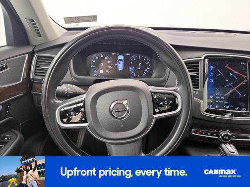 2019 Volvo XC90 T6 Momentum