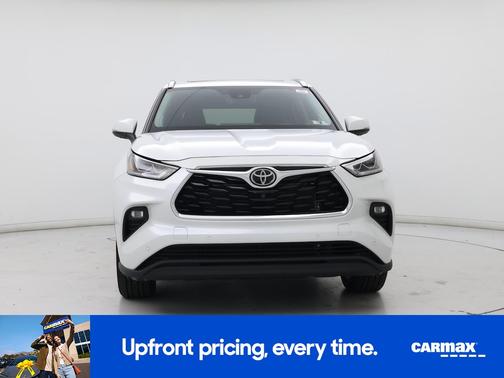 Pearl 2022 Toyota Highlander Limited
