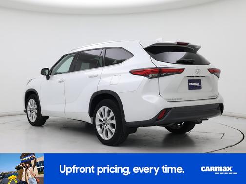 Pearl 2022 Toyota Highlander Limited