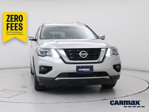 Silver 2019 Nissan Pathfinder SV