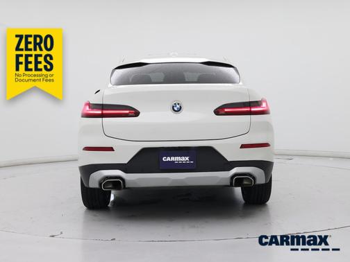 White 2023 BMW X4 XDrive30i