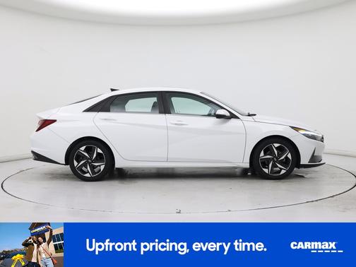 White 2021 Hyundai ELANTRA Limited