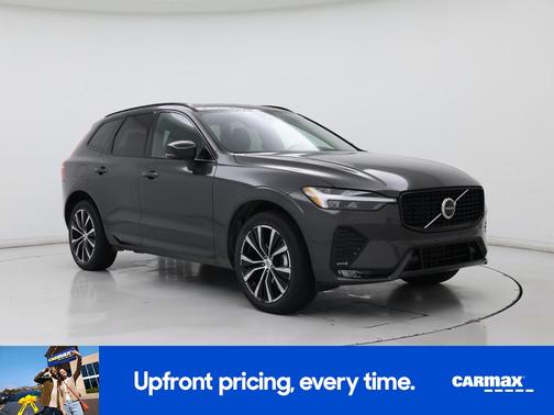 2024 Volvo XC60 B5 Plus Dark Theme