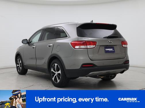 Gray 2016 Kia Sorento EX