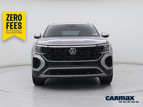 Silver 2024 Volkswagen Atlas Cross Sport SE w/Tech
