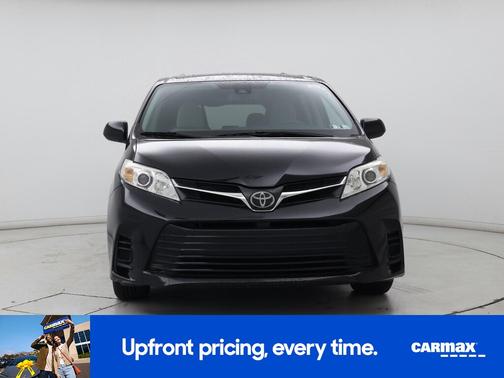Black 2018 Toyota Sienna LE