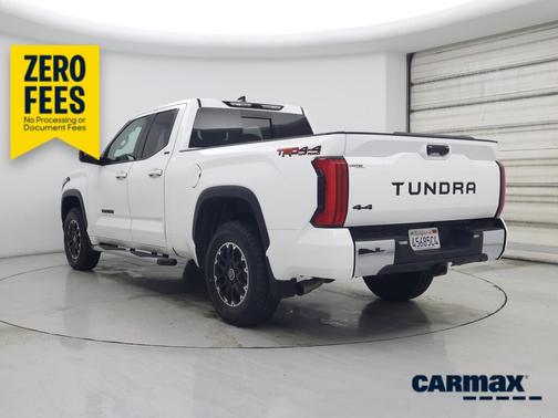 White 2023 Toyota Tundra SR5