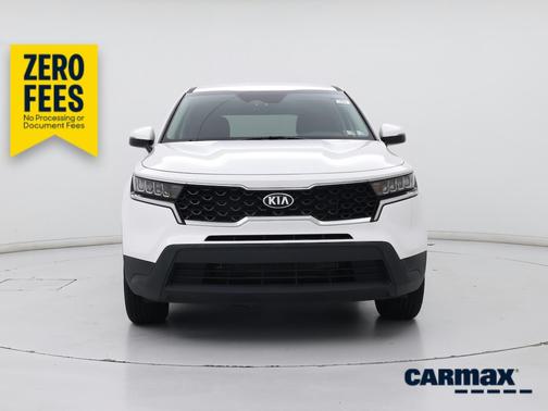 White 2021 Kia Sorento LX
