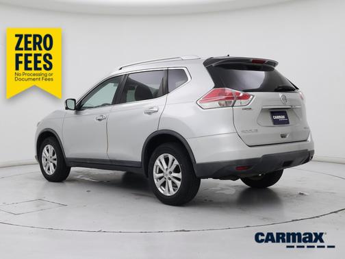 Silver 2016 Nissan Rogue SV