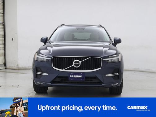 2022 Volvo XC60 B5 Momentum