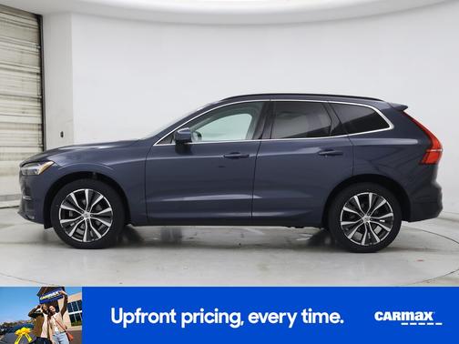 2022 Volvo XC60 B5 Momentum