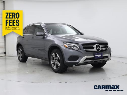 Gray 2018 Mercedes-Benz GLC 300