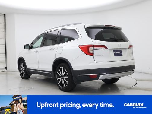 White 2022 Honda Pilot Elite