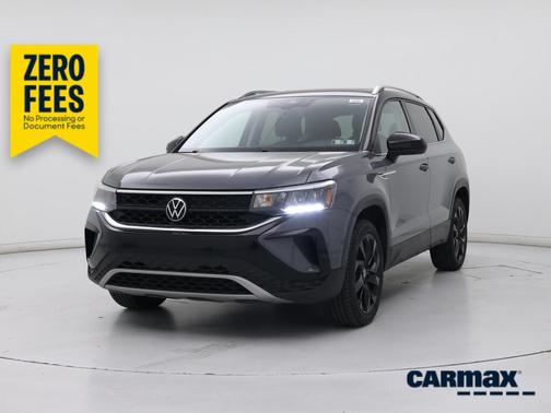 Gray 2023 Volkswagen Taos SE