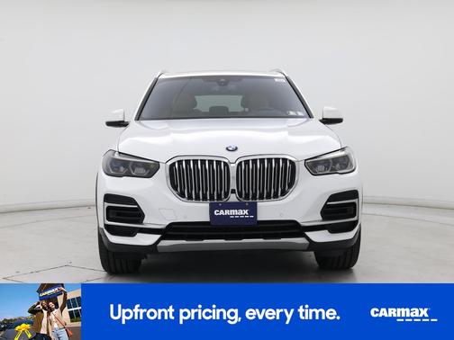 White 2023 BMW X5 xDrive40i