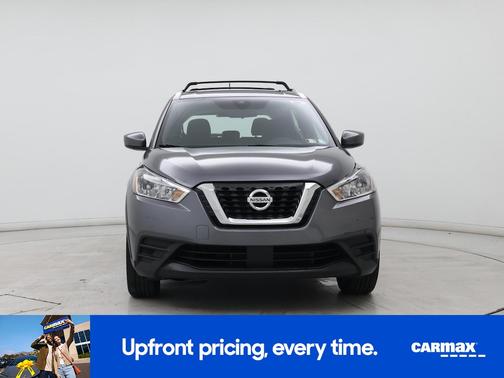 Gray 2020 Nissan Kicks SV