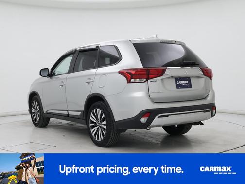 2020 Mitsubishi Outlander SE