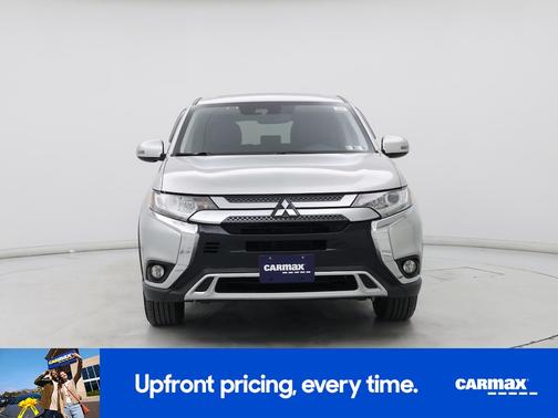 2020 Mitsubishi Outlander SE