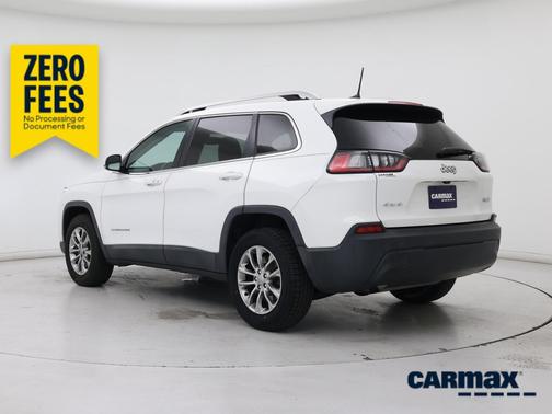 White 2019 Jeep Cherokee Latitude Plus