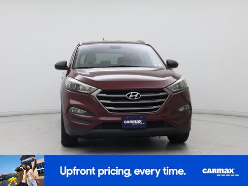 Burgundy 2016 Hyundai TUCSON SE