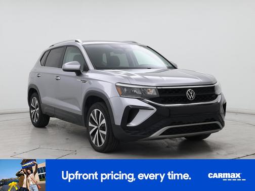 Silver 2023 Volkswagen Taos SE