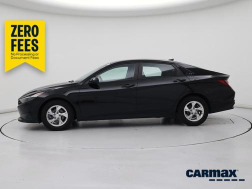 Black 2021 Hyundai ELANTRA SE