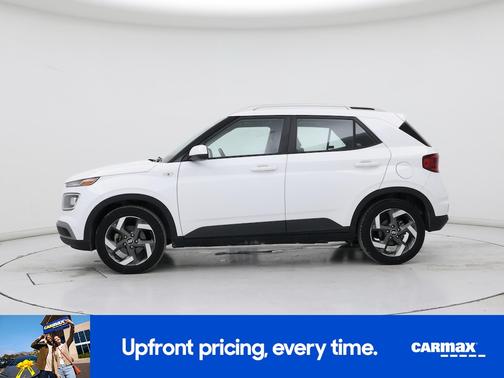 2022 Hyundai VENUE SEL